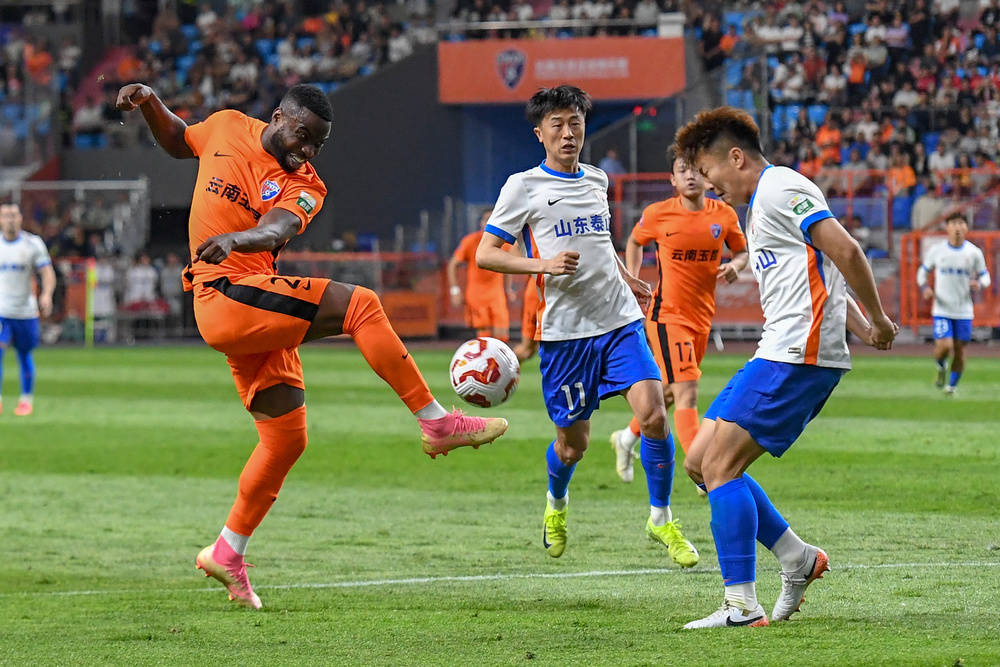  风云突变！西汉姆赛后刷新队史纪录，中超版图或变，媒体盛赞，赛程密集仍需轮换